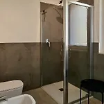 Boni *