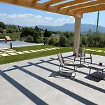 Boni Costermano